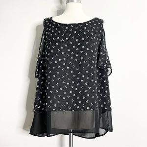 TORRID Hearts Short Sleeve Cold Shoulder Blouse Tunic Top